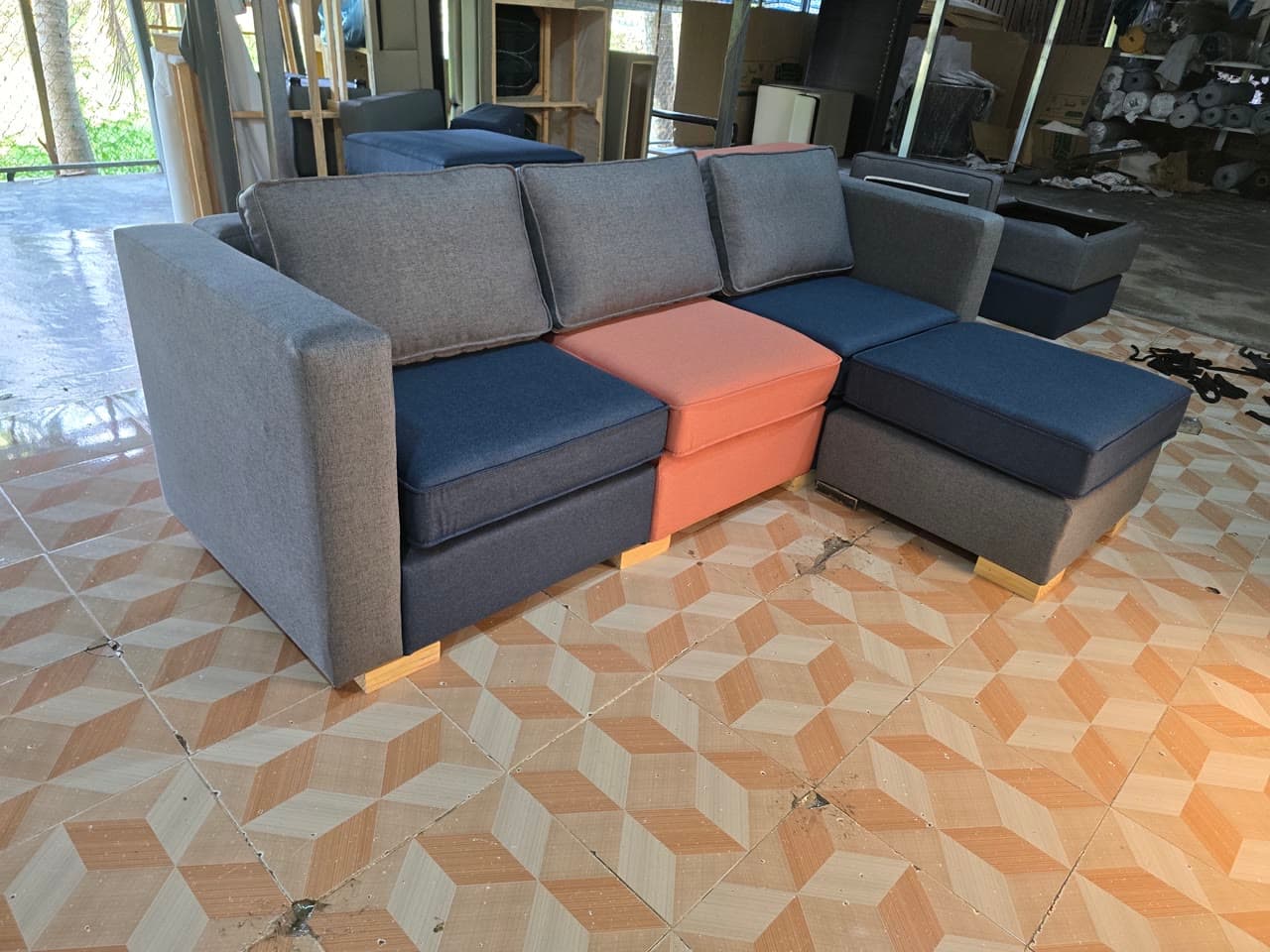 Bàn Sofa Module Đi Kèm Bộ Sofa: Chọn Kích Thước & Kiểu Nào?