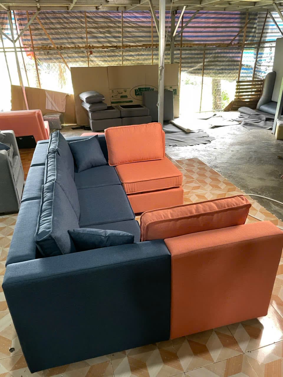 Sofa chịu lực bền bỉ: Bí mật từ hệ ngàm sắt sập cực chắc